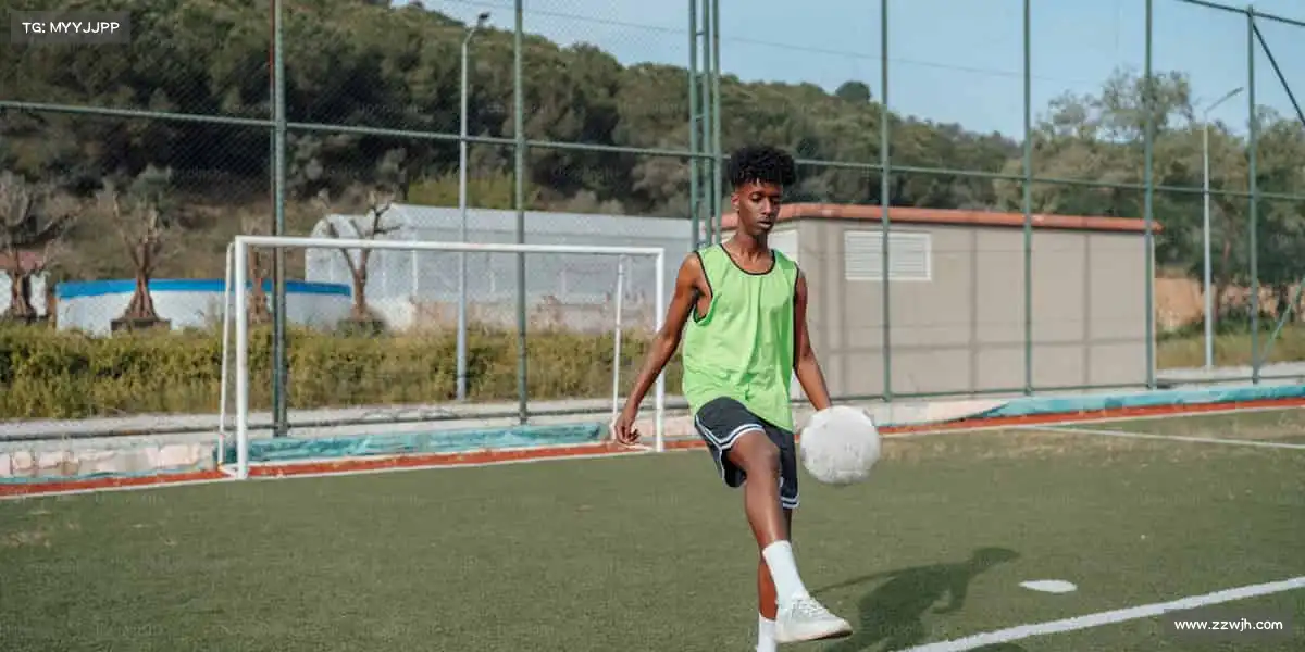 <strong>ued官网</strong>💥汗水落地有声，梦想掷地成金！在体育的世界里，你就是自己的冠军！